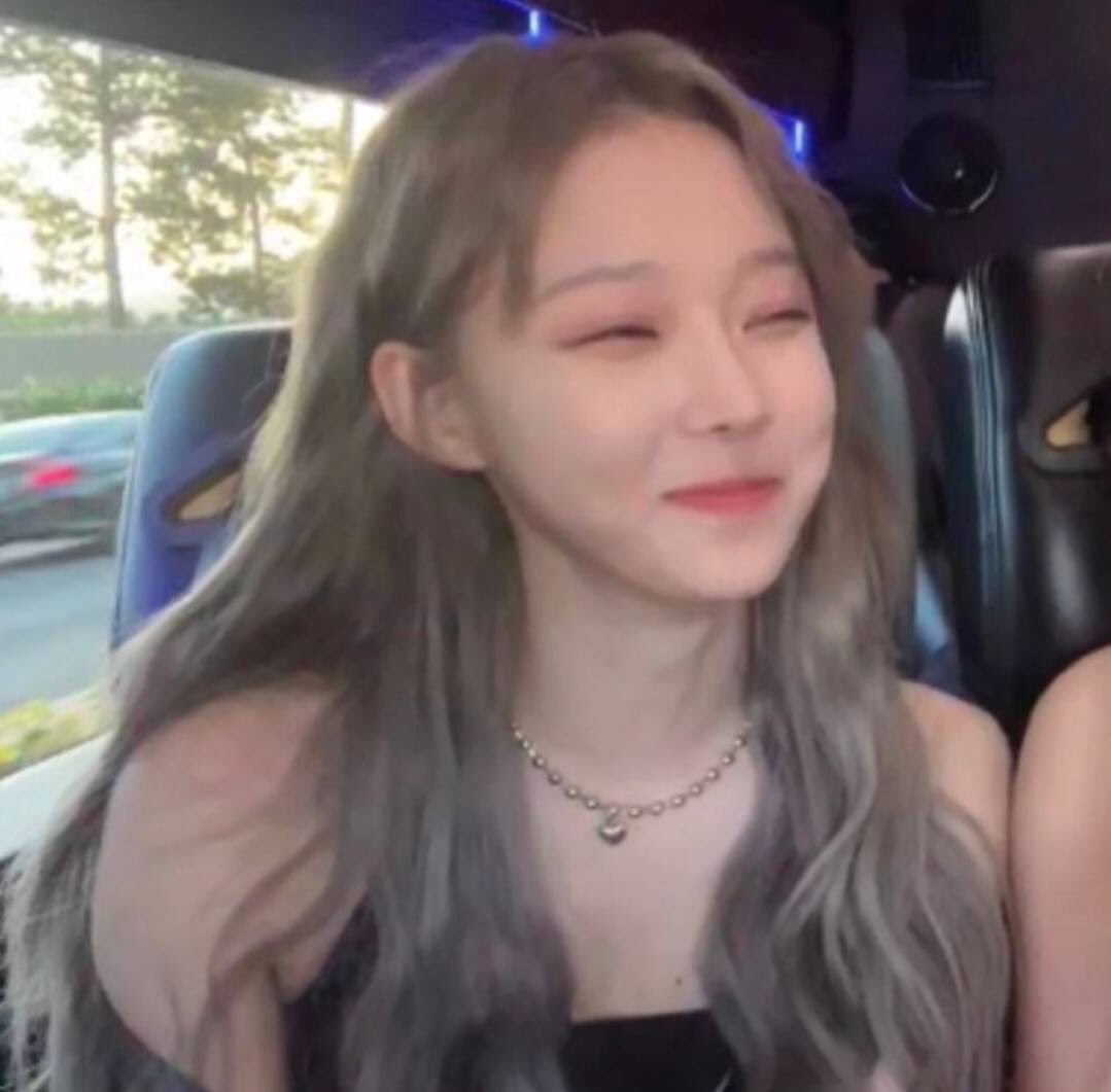 ทักครัช                          baby what's up