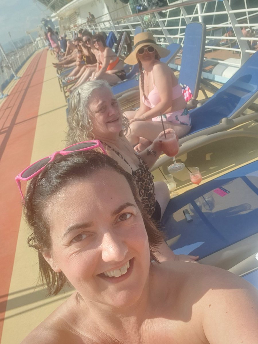 This is the life! #marellacruise #electricsunsets