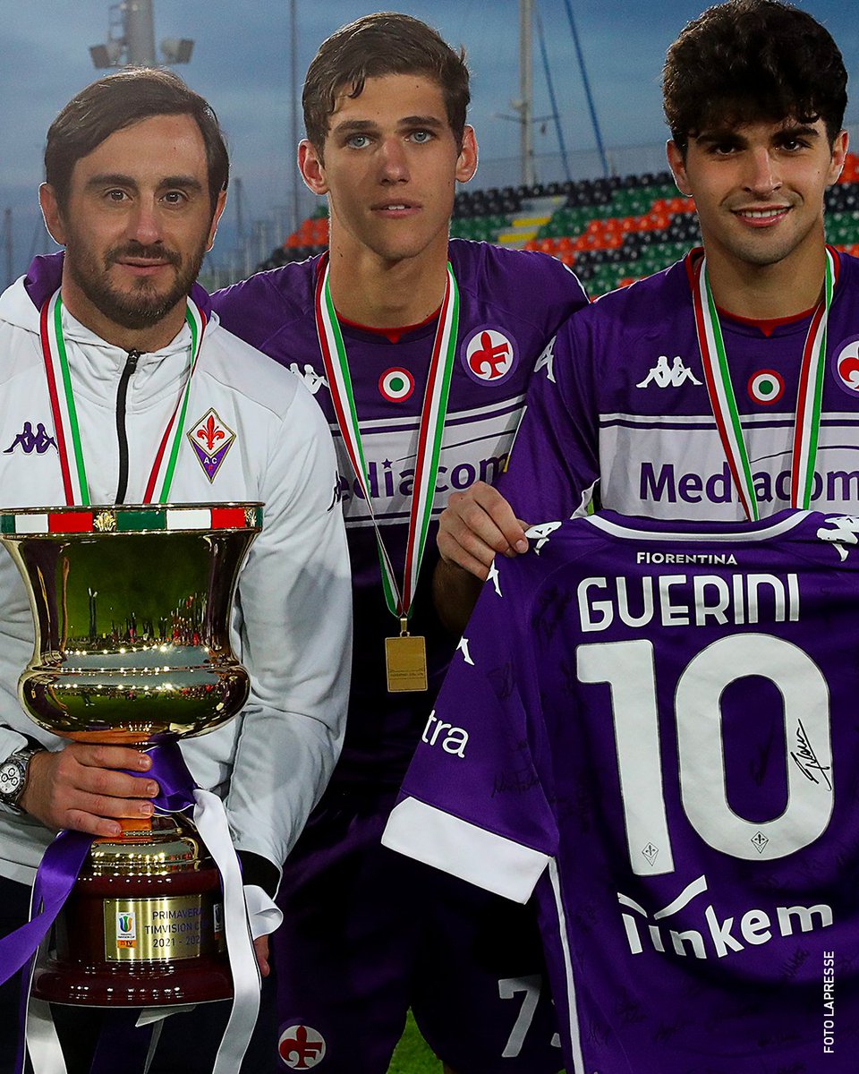 SerieA_EN's tweet photo. Big celebrations and a special thought. GOOD MORNING CHAMPIONS โ๏ธ๐๐ฎ๐น
@ACFFiorentinaEN #PrimaveraTIMVISIONCup #WeAreCalcio https://t.co/0z1UqUclhS