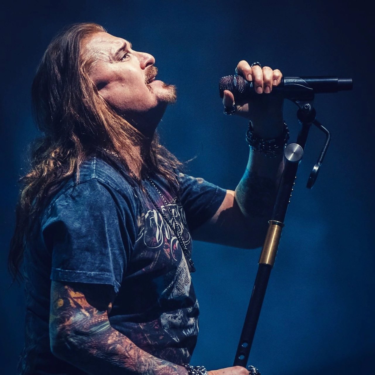 Happy 59th birthday to James LaBrie! 