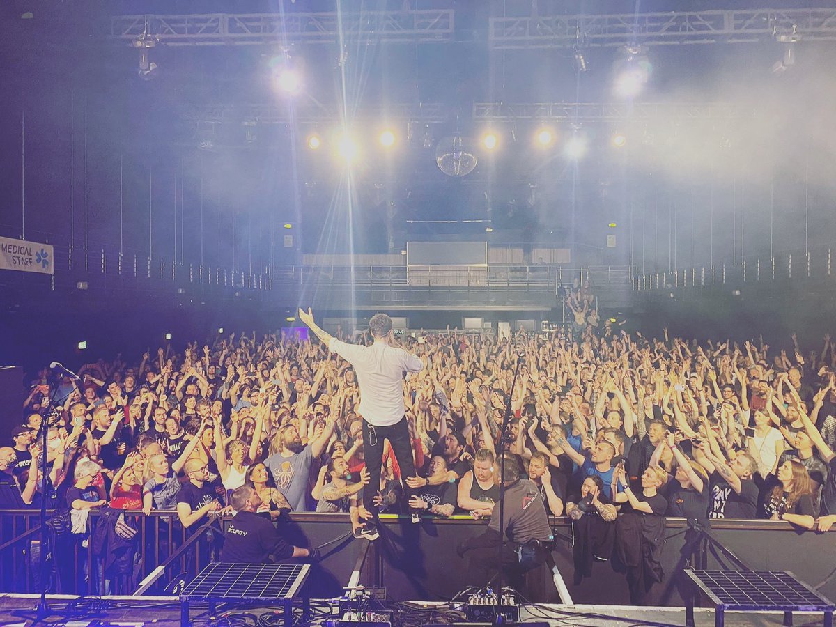 Frank Turner tweet media