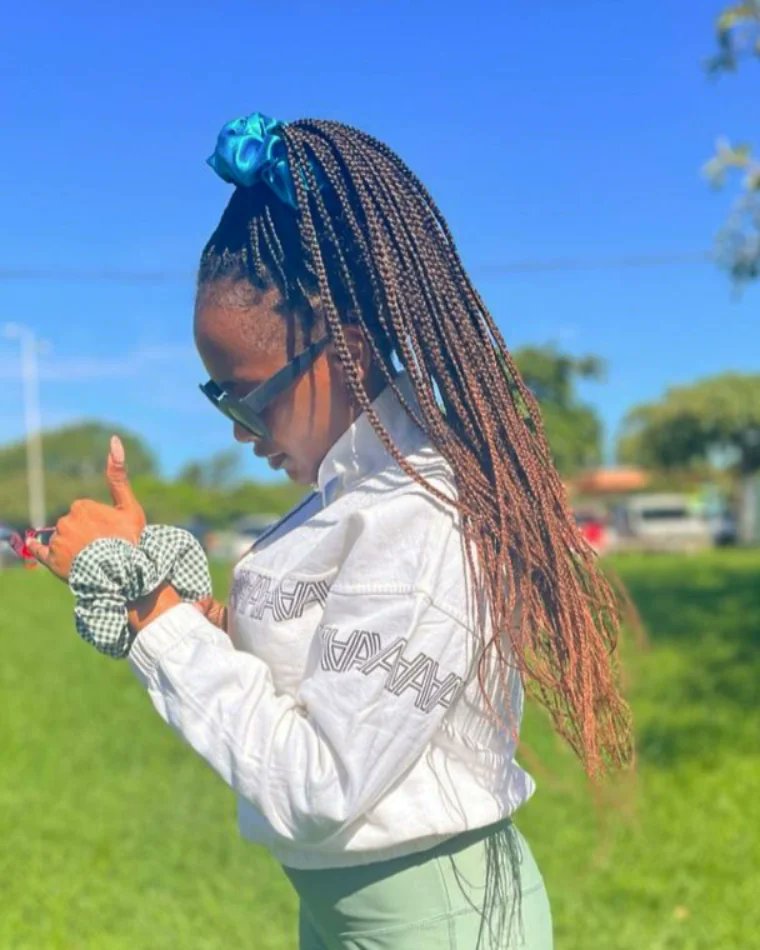 W7Fashion's tweet photo. Serving cuteness and comfort 💚💙

#scrunchie  #smallbusiness https://t.co/cYTkoytrjA