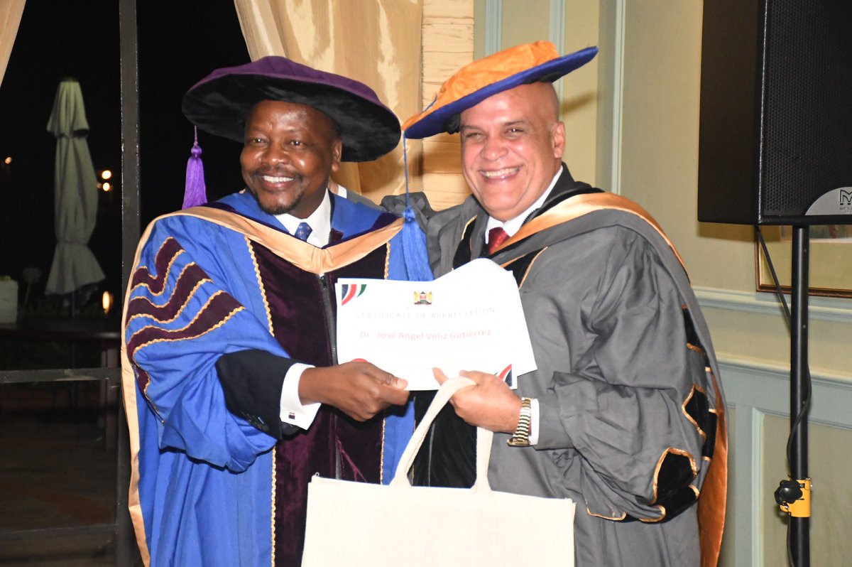 MOH_Kenya's tweet photo. Health CS Mutahi Kagwe, on Wednesday evening, officiated a graduation ceremony for Cuban trained Kenyan doctors at the Windsor Hotel. https://t.co/tkFvCFqgPb