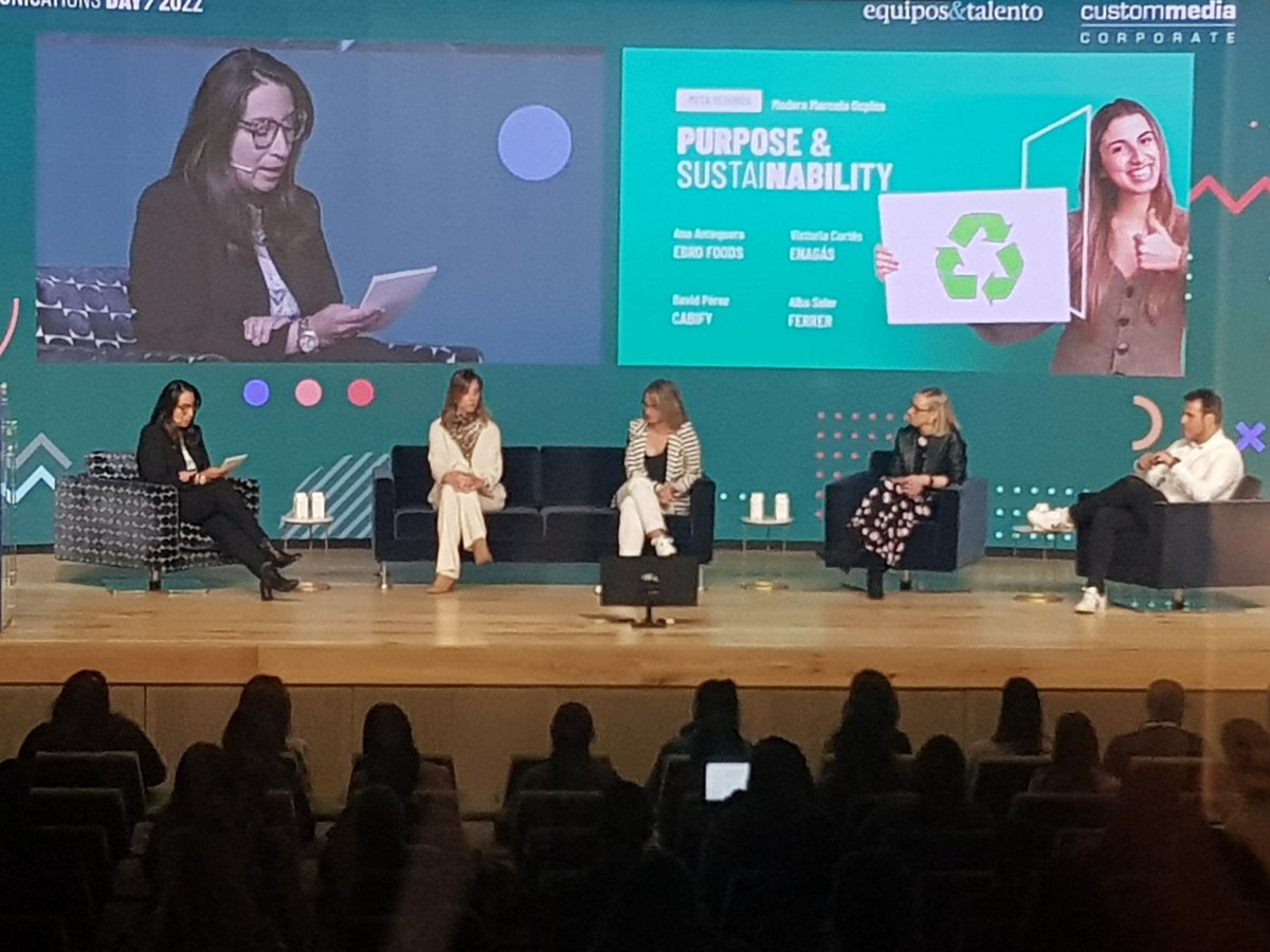 Empezamos la sesión “Purpose &amp; Sustainability” de #InternalComms22. Para ello contamos con la opinión de Ana Antequera de <a href="/GrupoEbro/">Grupo Ebro</a>, <a href="/victoriacortes/">Victoria Cortés</a> de <a href="/enagas/">Enagás</a>, <a href="/davidperezpi/">david pérez piñeiro</a> de Cabify y Alba Soler de <a href="/ferrerforgood/">Ferrer</a>. Todos ellos capitaneados por <a href="/MarcelaOspinaL/">Marcela Ospina López</a> de <a href="/weare_both/">Both. People & Comms.</a>.
