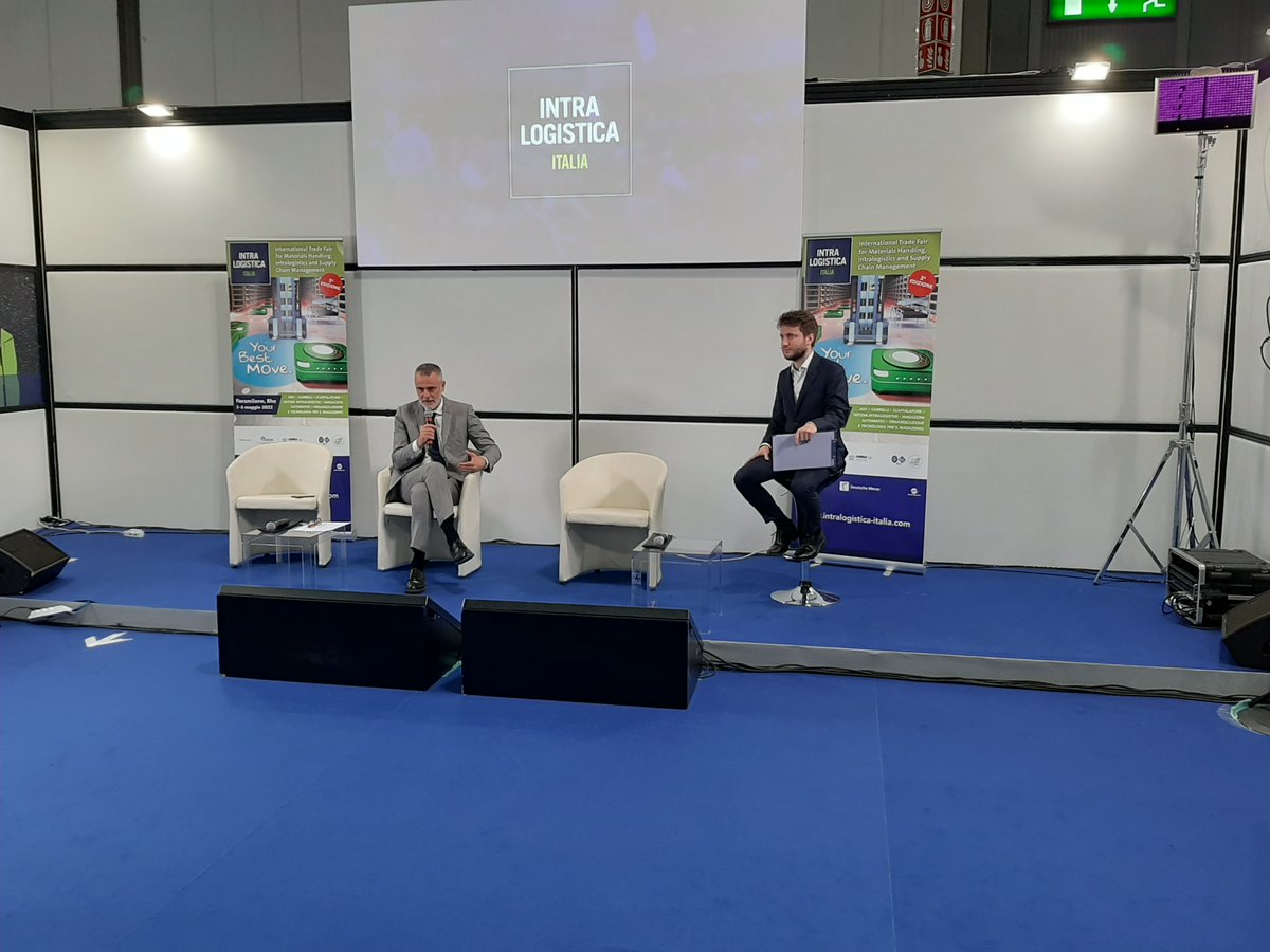 In diretta da <a href="/IntralogisticaI/">INTRALOGISTICA ITALIA</a> gli interventi di Alessandro Maggioni e Marco Calabró <a href="/MISE_GOV/">Assessorato allo Sviluppo Economico di Bugliano</a> per parlare di Logistica 4.0, innovazione, sostenibilità e formazione professionale

Modera <a href="/Carlo_Sai/">Carlo Fumagalli</a>