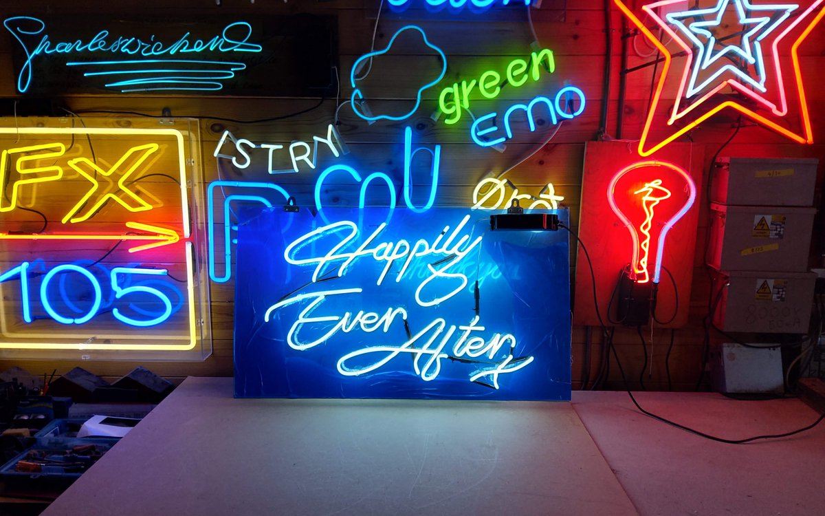 Our latest special in-depth article on 'Neon Signs' is now live!:  signlink.co.uk/NewsStory.aspx… 
<a href="/Neoncreations/">Neon Creations Ltd</a>