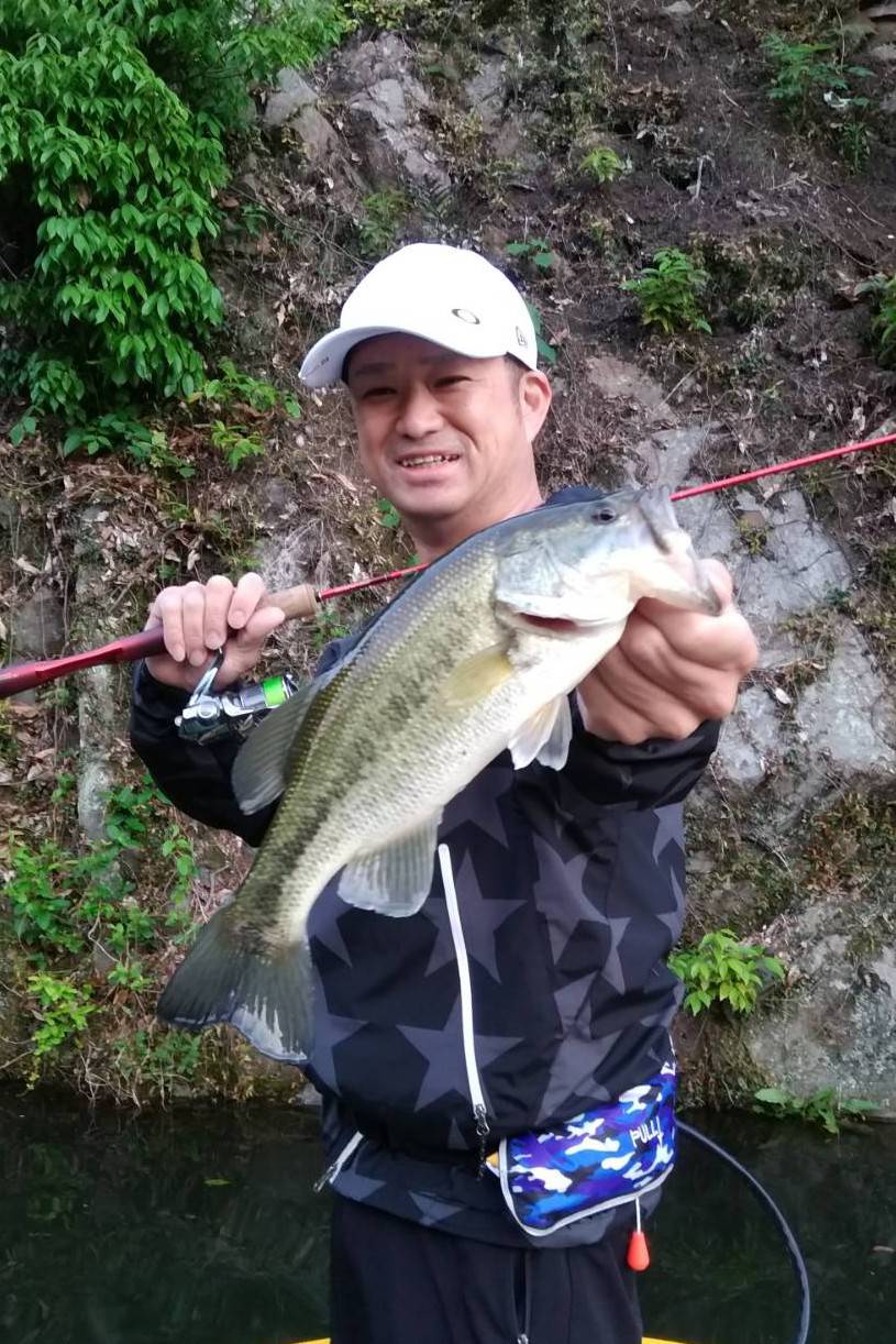 釣船小川亭 相模湖 本日の釣果情報 ブラックバス 43cm 2尾 スモラバで 42cm 3尾 サイコロラバーで 42cm 2尾 イモで 40cm 4尾 スティックルアーで Nice Fish 皆さまお疲れ様でした 相模湖 小川亭 釣船小川亭 相模湖 本日の釣果情報 ブラックバス 43cm 2尾 スモラバで 42cm 3尾 サイコロラバーで 42cm 2尾 イモで 40cm 4尾 スティックルアーで Nice Fish 皆さまお疲れ様でした 相模湖 小川亭