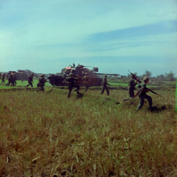 Korean_DMZ_Vets's tweet photo. Thunderous Tank Thursday - M48 Patton Tanks on the move with Infantry support in Vietnam, 1960s/70s! #tanks #armor #thunderoustankthursday #tankover #m48patton #vietnamwar #ilovetanks https://t.co/9E2ht13n2C