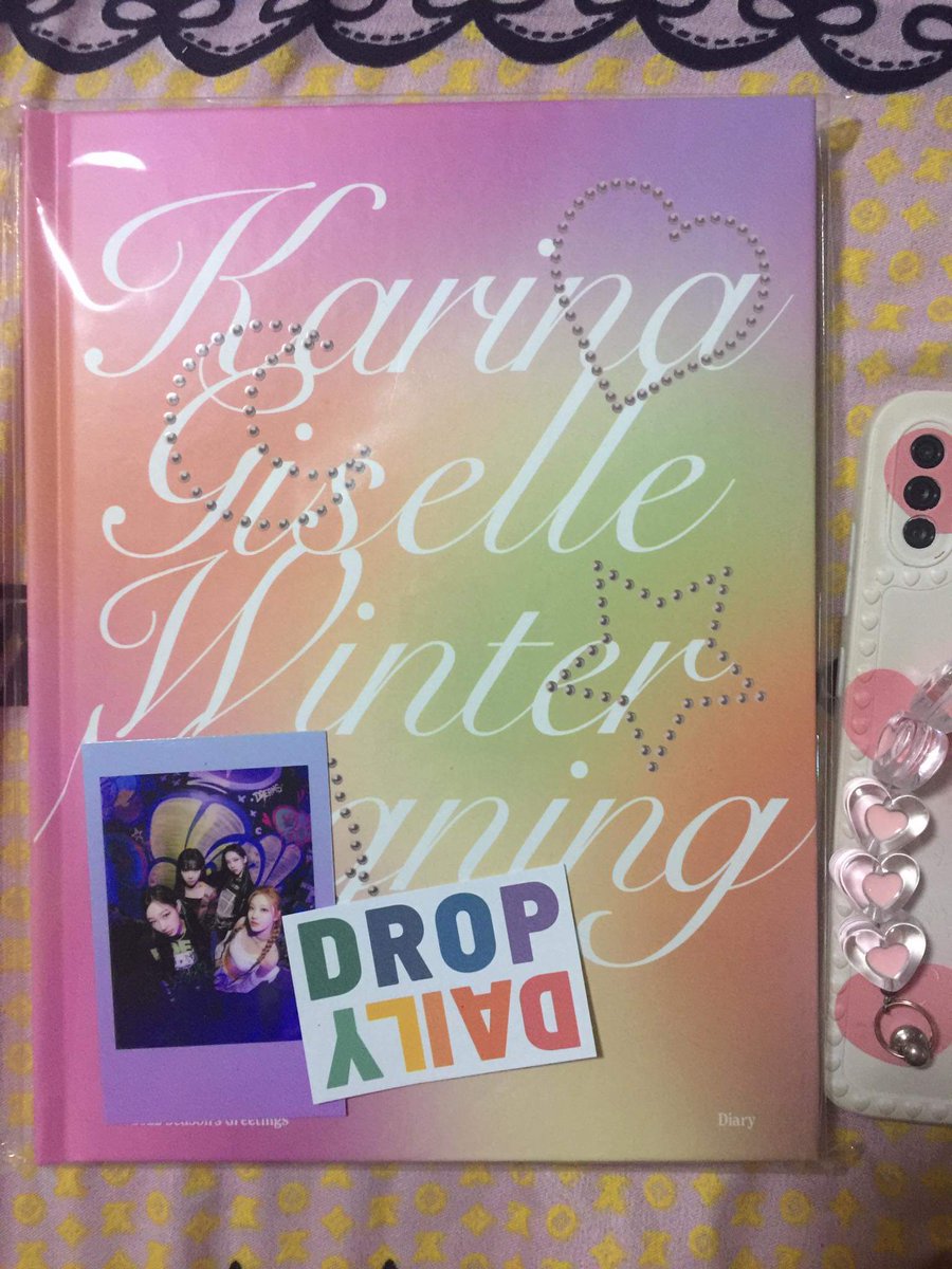 tgkcartz's tweet photo. 💌 #happy_yannimails

The SG 2022 most aesthetic Diary is here! Thank you so much @dailypop_ph for this cutie budol! Bilis ng dating niya🥹 till our next transaction!🫶

#ddphfeedback https://t.co/0hLXx0mv1b