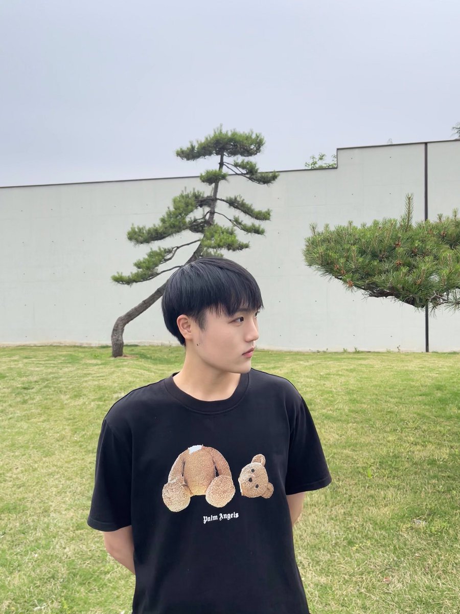 yyyy07441823's tweet photo. 🍃 https://t.co/PZLQbvowHE