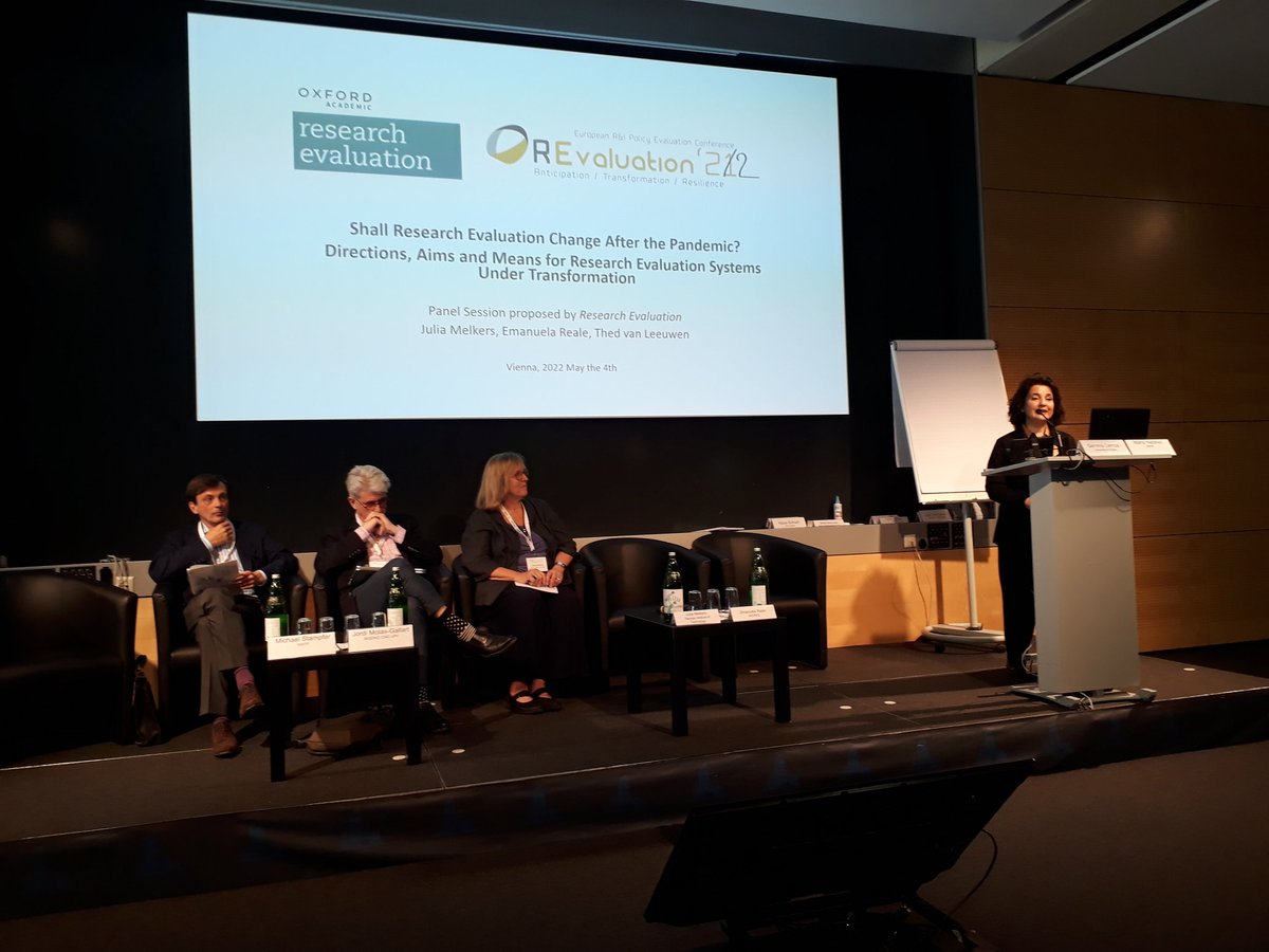 fteval's tweet photo. How has the pandemic changed research policy? How to evaluate these changes? Thanks for putting together this exciting panel @realeemanuela2 ! #REvaluation21|22 conference - join our plenary now! https://t.co/y6bZfoJON2