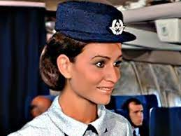 merlinpapin3's tweet photo. #PremièreFoisauCinéma

#ThérèseLiotard dans #LeDistrait de #PierreRichard (1970) elle avait 21 ans

@FredOL69007 https://t.co/SRCoA391OT