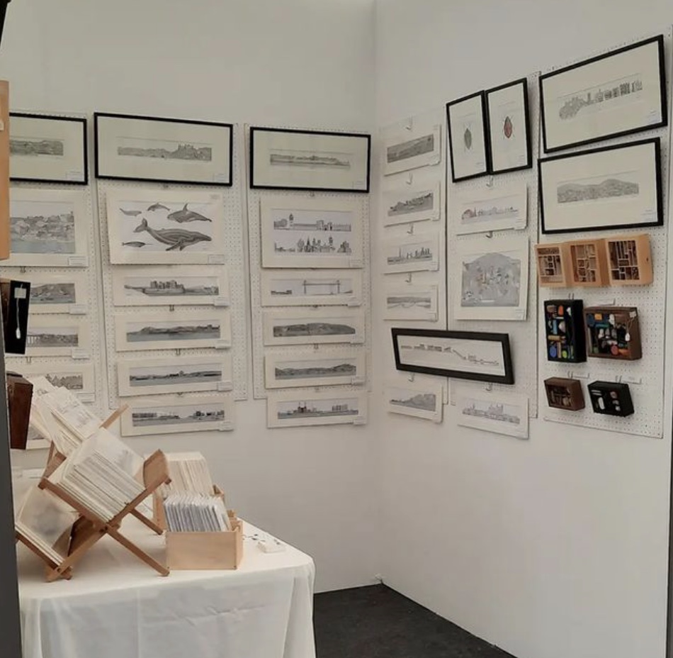 Katherine Jones Artist (@katjonesartist) on Twitter photo All set up and ready to meet you at the wonderful <a href="/MalvernShows/">RHS Malvern Spring & Autumn Shows</a>! Here til Sunday. Find me at stand 28 in the <a href="/countrylivinguk/">Country Living UK</a> marquee where I’m selling a mix of boxes and prints! Grateful for you to share with your friends ☺️ #memoryboxes #placedrawings #welshartist #RHSMalvern All set up and ready to meet you at the wonderful <a href="/MalvernShows/">RHS Malvern Spring & Autumn Shows</a>! Here til Sunday. Find me at stand 28 in the <a href="/countrylivinguk/">Country Living UK</a> marquee where I’m selling a mix of boxes and prints! Grateful for you to share with your friends ☺️ #memoryboxes #placedrawings #welshartist #RHSMalvern