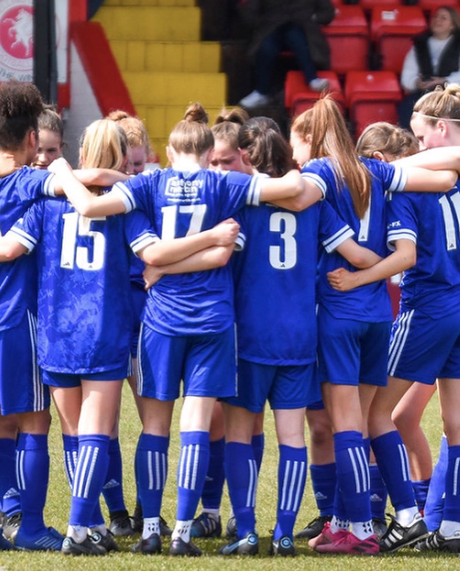 EllieCole1907's tweet photo. Thanks to @dan03murphy for allowing me to come over in the middle of the season. Thank you to @CarlNewnham &amp; @MarkSy60   for everything since I’ve joined &amp; of course to all the girls ❤️

Season 12 ✅ Roll on preseason ⚽️

@wellingutdwfc https://t.co/CFv5YrRr1E