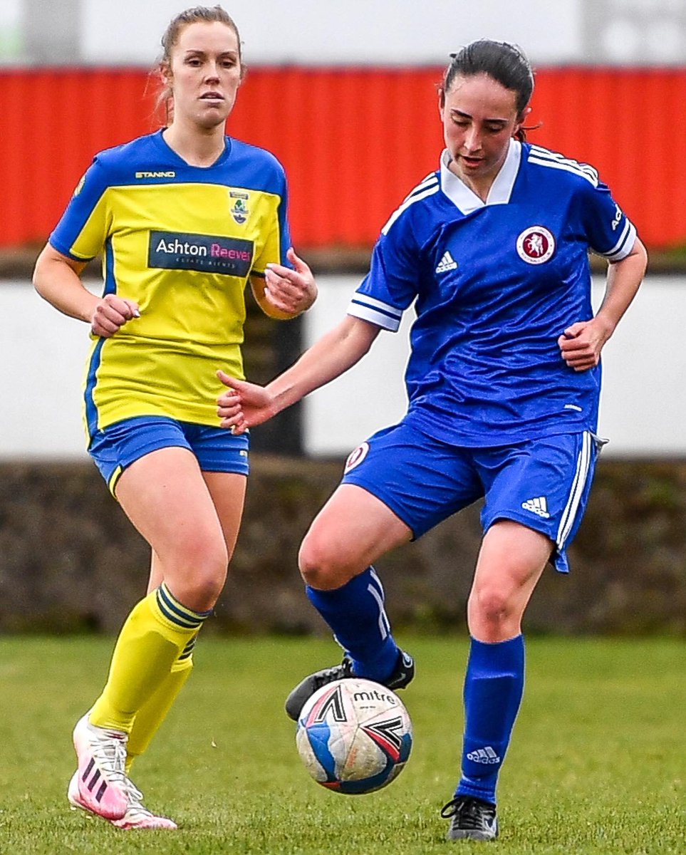 EllieCole1907's tweet photo. Started in the season in🍊and finished in💙 

Best decision to move to Welling and happy to have got a good amount of games in after being out for 3/4 months after tearing my ankle ligaments☺️

1/2 https://t.co/eiXpeKKPW5