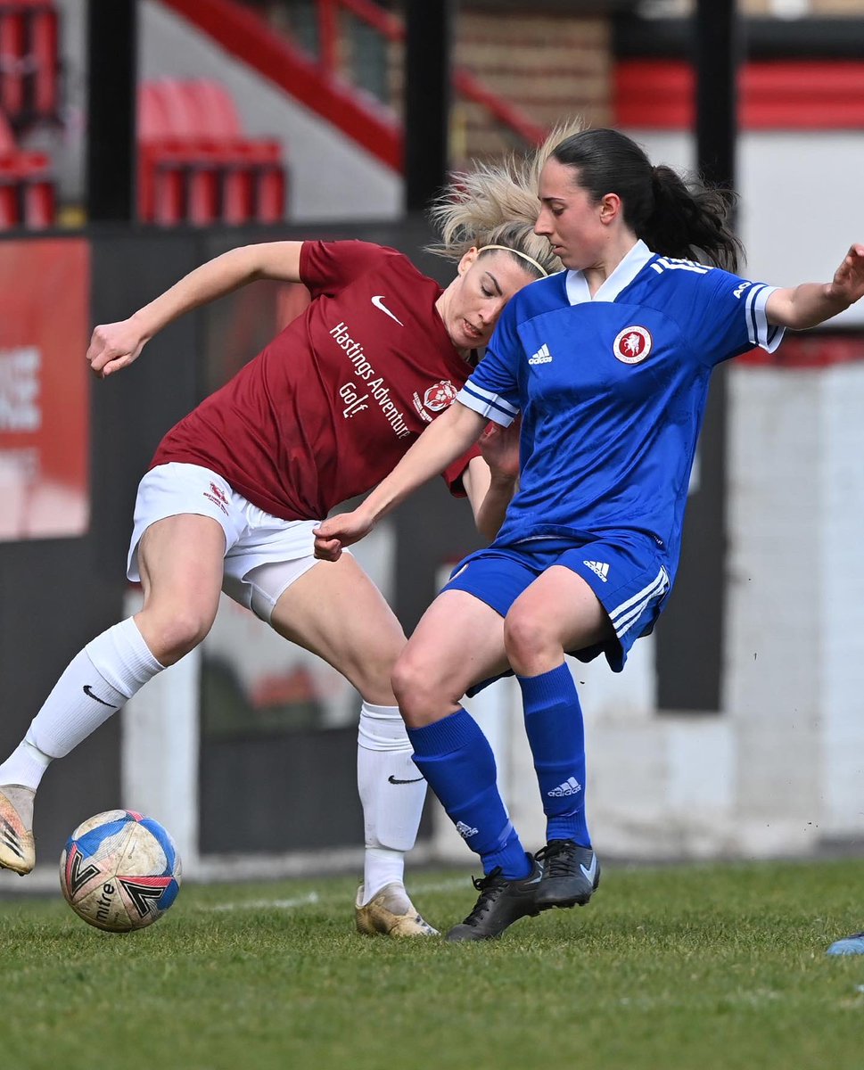 EllieCole1907's tweet photo. Started in the season in🍊and finished in💙 

Best decision to move to Welling and happy to have got a good amount of games in after being out for 3/4 months after tearing my ankle ligaments☺️

1/2 https://t.co/eiXpeKKPW5
