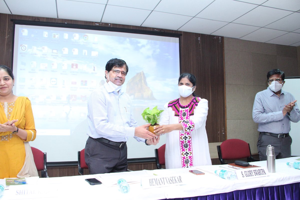 nimsmeeconnect's tweet photo. #Capacity #Building #Programme on #Promotion of #Nano #Enterprises for #Mentors of #BDSTs sponsored by #SRLM, #Maharashtra
#MSMEs #Entrepreneurship @minmsme @PIBIndiaMSME @ROBHyderabad #Hyderabad https://t.co/YyvwPQZnFw