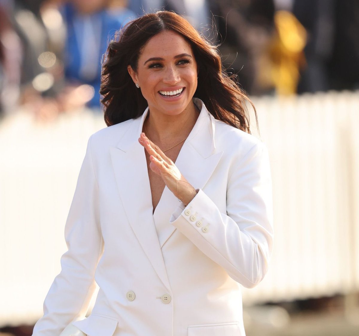 Sussexes1's tweet photo. "We are excited to announce that we are continuing production of Meghan Markle, The Duchess of Sussex’s groundbreaking first podcast series, set to launch this summer.”- @Spotify!! https://t.co/tBZui3jCCD
