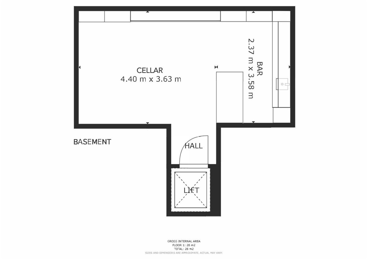 madpropsnz's tweet photo. Another view of the glass floor. Bonus points if you spotted the rhino. 

And how great is this floorpan for a live action game of Cluedo?? (No stairs to the cellar, though, just the lift. Best hope the power doesn't go out...)
https://t.co/YTcP4u21r3 https://t.co/EQr1IjQxVs