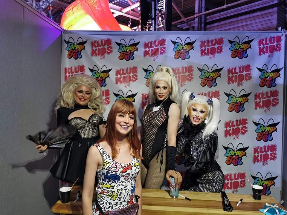 BelindaLondon's tweet photo. Wishing @Divinadecampo the happiest of birthdays! I love you so much. Thank you for being an all round good egg, and for forming friendships all over the world! 🥳💖🌍 #Divinators https://t.co/OuOeghsqx6