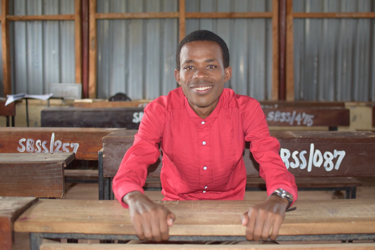 WindleKenya's tweet image. WIK top KCSE performers share their stories of resilience and their hopes for the future.
Meet Asia and Majambere, top girl and boy in WIK Kakuma Schools in the #KCSE2021  Examinations.
Read their stories here:
tinyurl.com/329pnw6k
tinyurl.com/mr244dbt