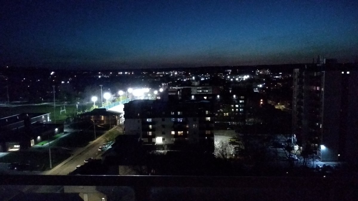 George_Voros's tweet photo. @HamiltonsMayor @cityofhamilton 
  
#Lightpollution from the Hamilton Tennis Club May 4, 2022  9 p.m.
I can't enjoy my balcony and have to close my curtains when these are on. 
The larger community and environment also suffers.
This is wrong and needs to be addressed.
#HamOnt https://t.co/ZqyxrYh7SM