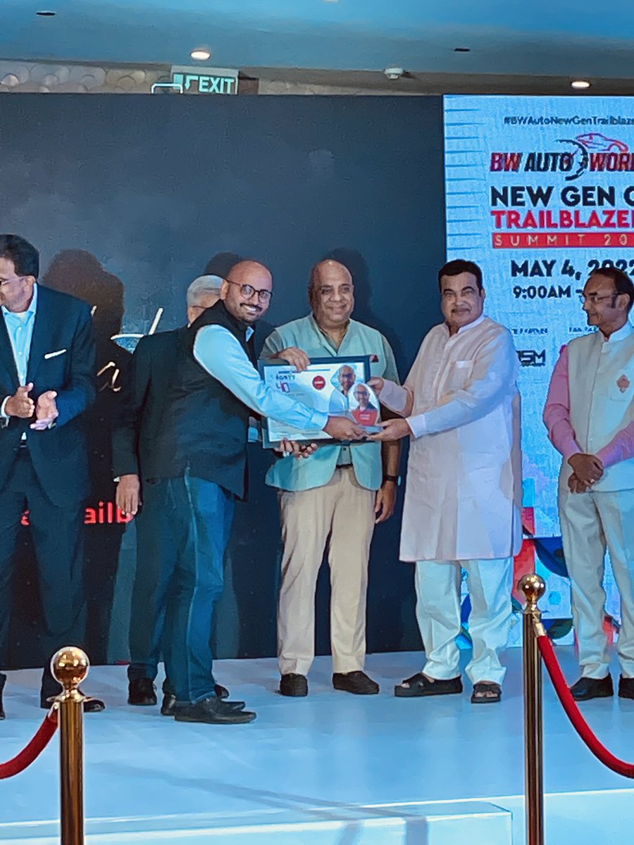 ohmmobility1's tweet photo. Our founder &amp; CEO, Nikhil Nair, wins the Business World Auto 40 under 40 award!

The award honors top forty young entrepreneurs, innovators, manufacturers &amp; disruptors in the Indian Automotive Sector under the age of 40.

Awarded by Mr. @nitin_gadkari
@BWBusinessworld #40under40 https://t.co/SYgxPmD5Qw