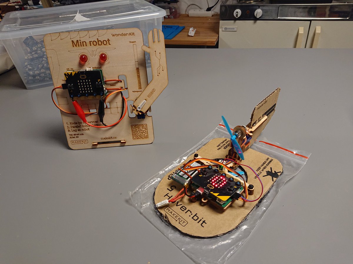 Skal du på Nkul? Titt innom Atea eller skaperverkstedet for å teste micro:bit svevebil eller selvbyggerrobot  med oss! <a href="/NKULkonf/">NKUL</a> #nkul