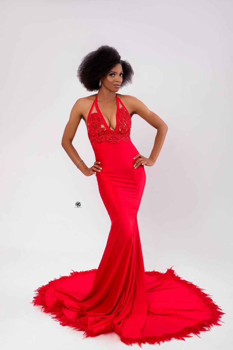 go_dowie_go's tweet photo. Ain’t a damn thing dirty about this thirty 😏
#flirtythirty
#birthdaybabe #happybirthdaytome #earthstrong #taurusbabe #ladyinred #sophiajonesdesigns #cincodemayobaby #afroprincesses https://t.co/vpsXGmFTMA
