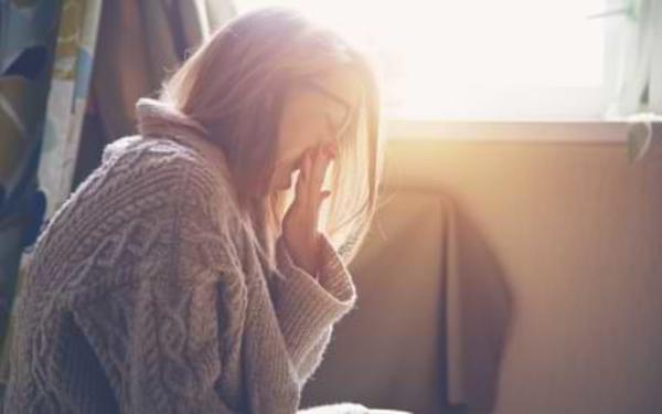 dorsoo's tweet photo. Word je weleens #moe wakker? Een slechte #nachtrust kan ervoor zorgen dat we de dag erna vermoeid en futloos zijn. Wat zijn de oorzaken van moe wakker worden en wat kunnen we er concreet aan doen? Lees het in ons artikel: https://t.co/q2fEw21xWE https://t.co/EelEbZQdc7
