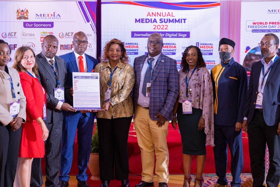 MediaCouncilK's tweet photo. Safety of Journalists: We have launched the Intermedia Charter for Safety and Protection of Journalists under the auspices of the High Level Coordinating Team for the Safety and Protection of Journalists and Media Workers during the 2022 General Election.

#MCKSummit2022 https://t.co/yrxlOM10CR