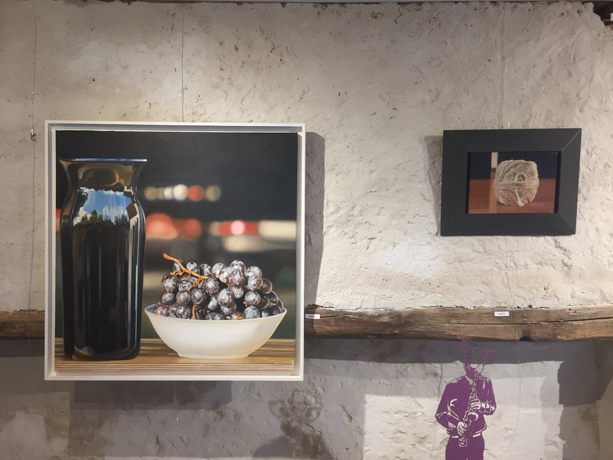 JacquesBodin1's tweet photo. En exposition à la galerie Le Cactus bleu à Reugny près de Tours jusqu’au 15 mai samedi et dimanche #hyperréalisme #art #peinture https://t.co/8f3B2eHXJl