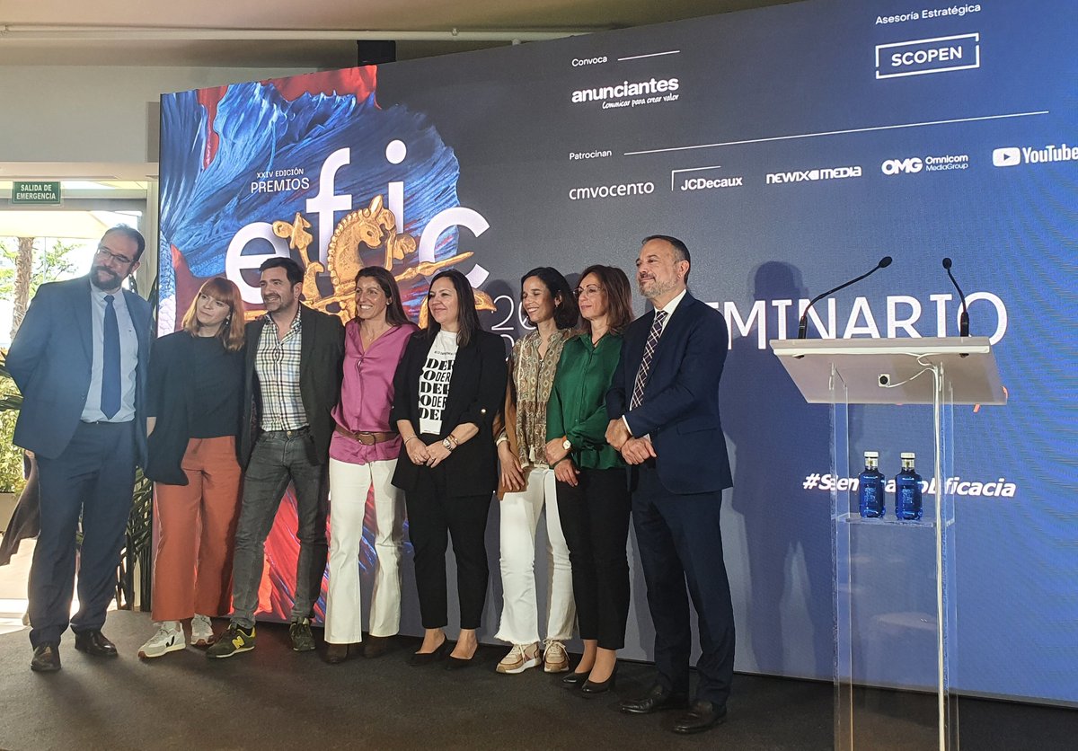 SCOPEN_es's tweet photo. Y hasta aquí el #SeminarioEficacia! 

Gracias @vocentoeventos @PremiosEficacia @dentsuXspain @Endesa @Vocento @IKEASpain @McCann_Spain @ecovidrio @newixmedia @cvacchiano @ElenaPrezdelMon  

Y enhorabuena a los ganadores del Programa Eficacia Universidades: alumnos de @ufvmadrid! https://t.co/dDxjyHAuIw
