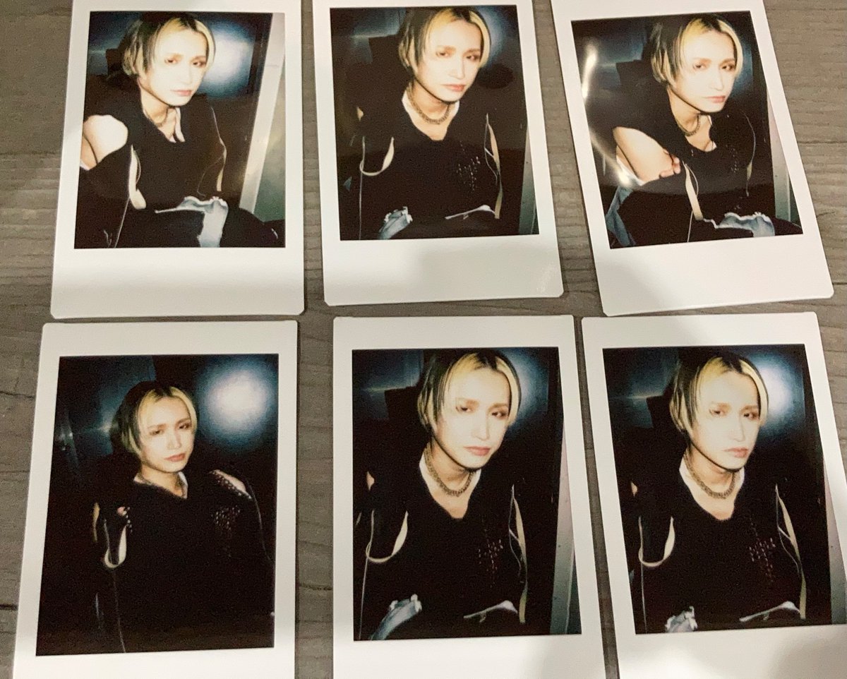 iiyumekirarin's tweet photo. DIAURA チェキ　デカチェキ
定価にてお譲り致します
ご希望被った場合のみ纏め買い優先させて頂きます🙇‍♀️
宜しくお願い致します。 https://t.co/5a7wZpO2dR
