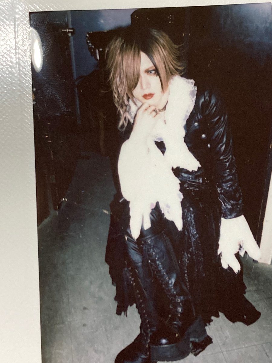 iiyumekirarin's tweet photo. DIAURA チェキ　デカチェキ
定価にてお譲り致します
ご希望被った場合のみ纏め買い優先させて頂きます🙇‍♀️
宜しくお願い致します。 https://t.co/5a7wZpO2dR