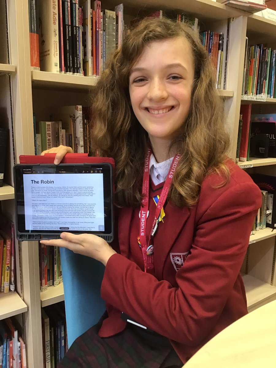 Congratulations to Esther in Year 8 @RedmaidsHigh who has won the Daunt Books Children’s Short Story Competition 2022! 👏👏👏 Esther’s story, ‘The Robin’, is about an old Jewish lady who looks back on life whilst with her family at Christmas. Read more - dauntbooks.co.uk/short-story-co…