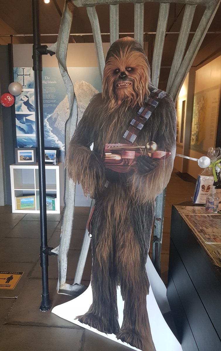 skelligexperie1's tweet photo. Come on in and take a snap with Chewie to be in with a chance to win some amazing prizes. We are also giving away prizes for best costume😊
#starwars #chewie #may #theforceawakens #thelastjedi #treasuretrail #maythe4thbewithyoufestival #porgmagee #skelligcoast https://t.co/vhcprNOTwD