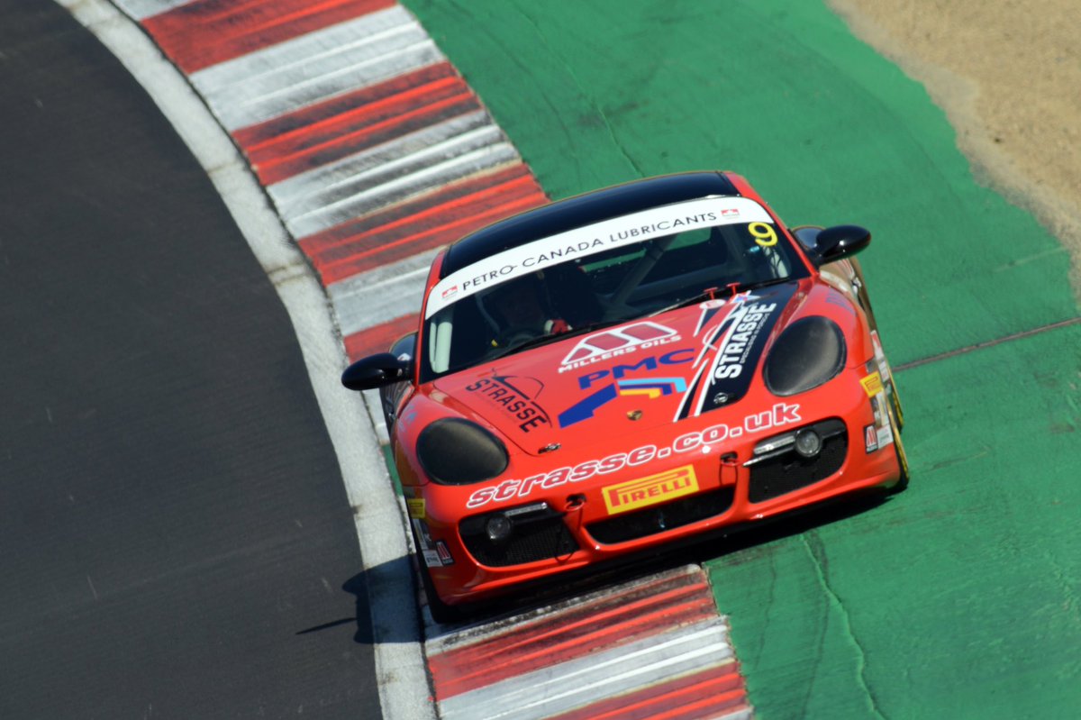 Strasseleeds's tweet photo. Would like to give a shout out to #GaryHawkins photographer for catching these images @Brands_Hatch last weekend thanks also to #MillersOilsLtd #PMCMidlands #Porsche giving us a 1,2,3 also thanks to #orange army @turboww hope you got a wave!! You had a busy day! 🏁 https://t.co/Ym8pf4D03W