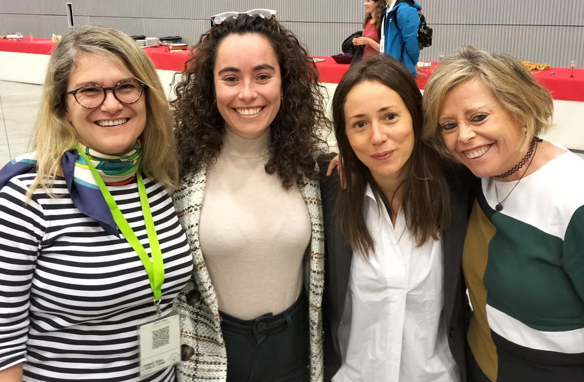 Encontrarse en Estrasburgo con personas de casa. 
#coops #sse #youth #economiasocial <a href="/MariaTussy/">Maria Tussy 🇫🇷</a> @ComosCarmen <a href="/Fundacion_ONCE/">Fundación ONCE</a> <a href="/CEPES2/">CEPES</a> <a href="/TAZEBAEZ/">TAZEBAEZ</a> <a href="/SocialEcoEU/">Social Economy EU</a>
