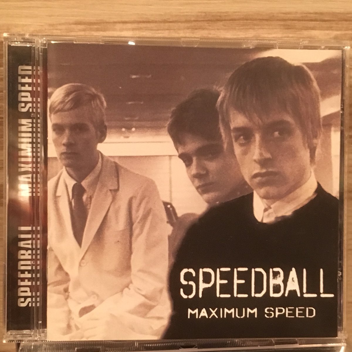 2PcTtCa3e2HMaSh's tweet photo. 今夜の一枚 その3
Speedball
「Maximum Speed」
Detourレーベルによるネオモッズバンド。
哀愁に満ちた日本の歌謡曲っぽいナンバーやこれまた日本の夢見るアイドルが歌う様なナンバーもあったりしてバラエティに富んでいます。
#NEOMOD https://t.co/97DaVQIEcJ