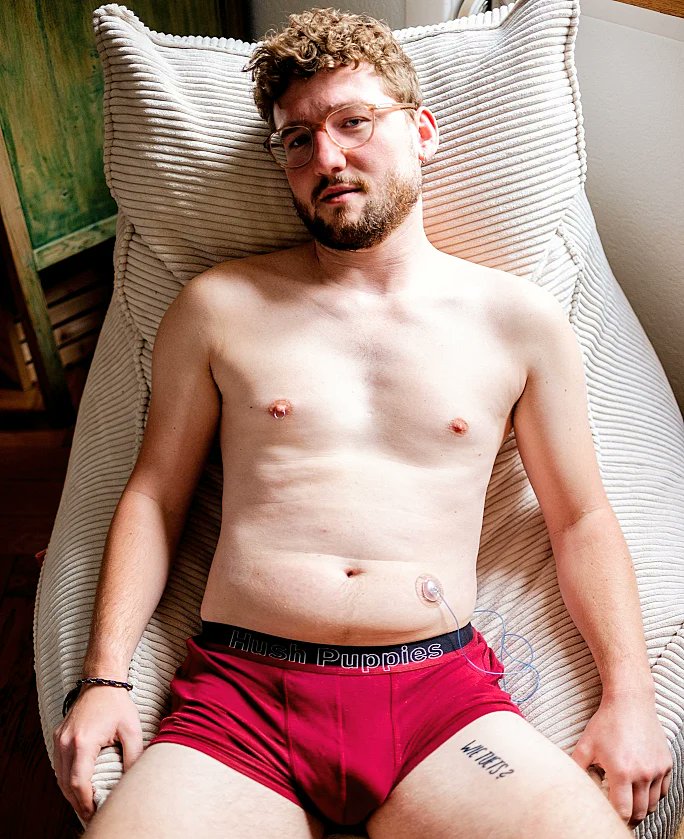 yasspress's tweet photo. Elska Magazine @elska_magazine , a publication dedicated to sharing the bodies and voices of LGBTQ+ communities around the world, has put the spotlight on Bern, for its latest issue.

More here:
https://t.co/l5KvcnCJMW

#lgbtq #elska #photography #yass #queer https://t.co/XEp1c75WEE