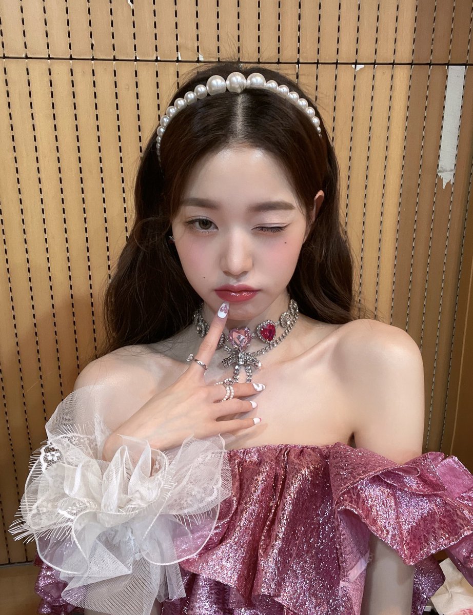 WONYOUNG HOUSE tweet media