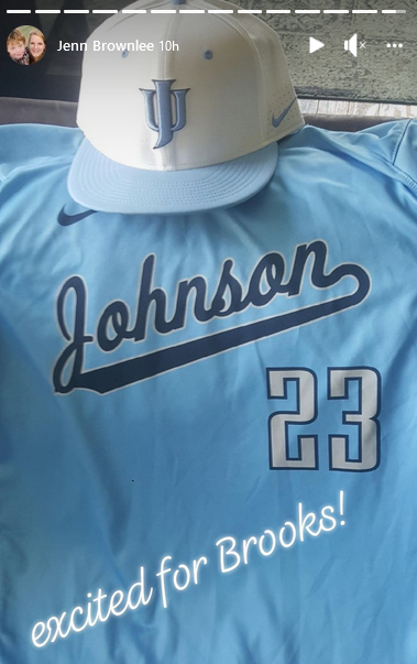 BrooksBrownlee's tweet photo. Notre Dame Signing Day.  It's official.  Johnson University Royals Baseball.  #goroyals @JURoyals_BB @RealRyanBruce23 @ChadBell19 @NDChattBaseball @NDChattAthletic @eXposureBB https://t.co/d7FeZ0IWcY
