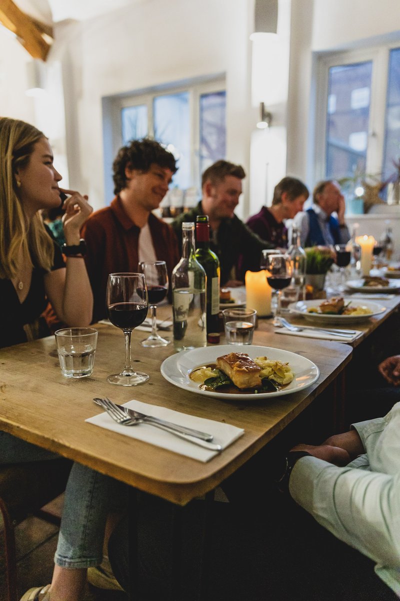 selfhelpafrica's tweet image. Our Secret Supper event in Shrewsbury made a long-awaited return last week, raising over £5,000. 

Secret Supper will be back in Shrewsbury on Oct 18th - World Food Day. 

Thanks to all of the guests, volunteers &amp;amp; restaurants for making it possible. 💚 

Photos: @LowbridgePeter