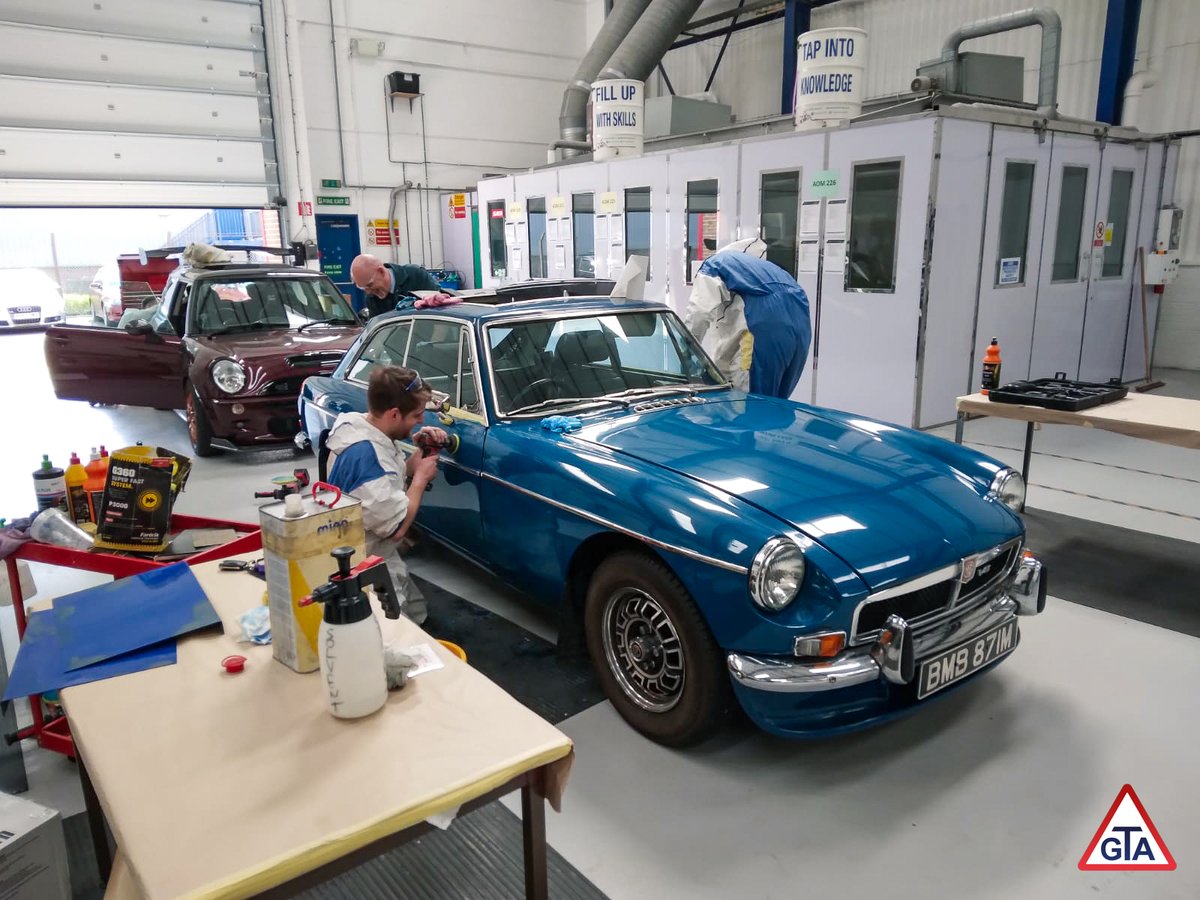GTA_apprentice's tweet image. Preparations are well under way at GTA for our Open Day on the 21st May.

Our Body Shop Apprentices using their own vehicles to learn paint correction techniques.

To display your vehicle at our Open Day, simply book in for free using the link below:

doncastergta.co.uk/event-details/…