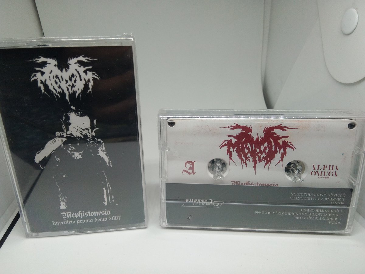 “It’s an energizing power, and Black Metal’s role is in executing; a pull trigger; can you read me? Can you see the mystical power in Black Metal in this land? It’s destructive!”

PRICE  :
Rp.75.000 / 8 US $ ( Black )
Rp.85.000 / 10 US $ ( Colour )

makam.store
