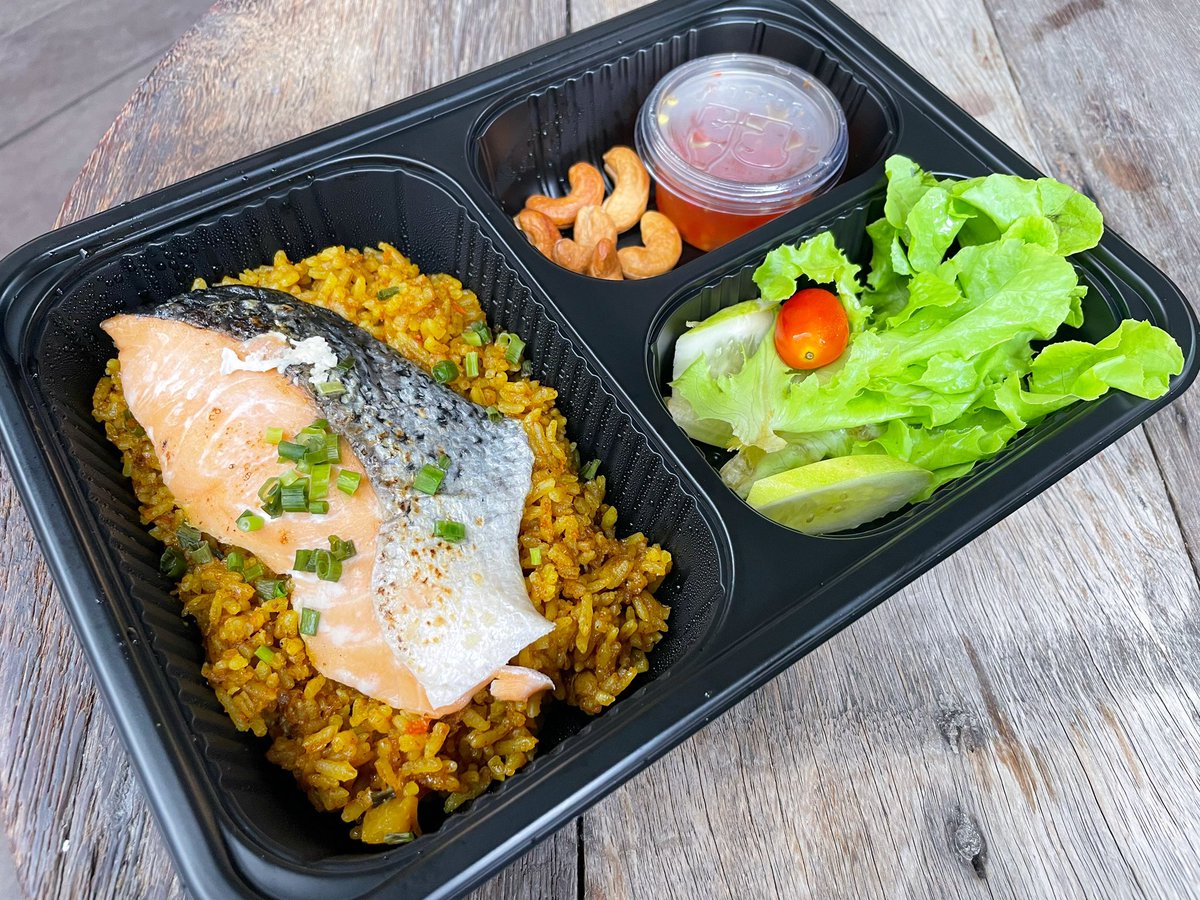 paiginaroundtheworld tweet media