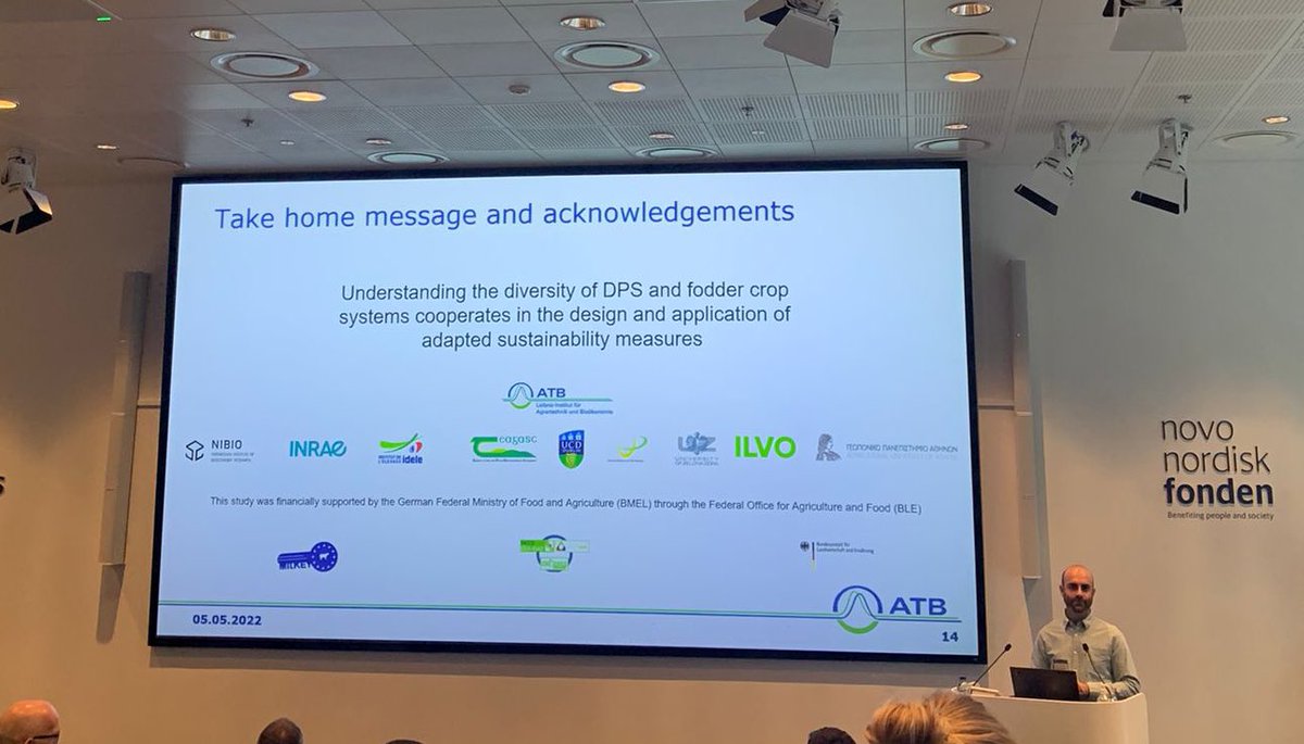 xabibaskonia94's tweet image. Presenting our work about the potential of Mixed Dairy-Fodder production systems in Euorpe! @AarhusUni @novonordiskfond @EragasMilKey @LeibnizATB @ERA_NET_SusAn @FACCE_ERAGAS