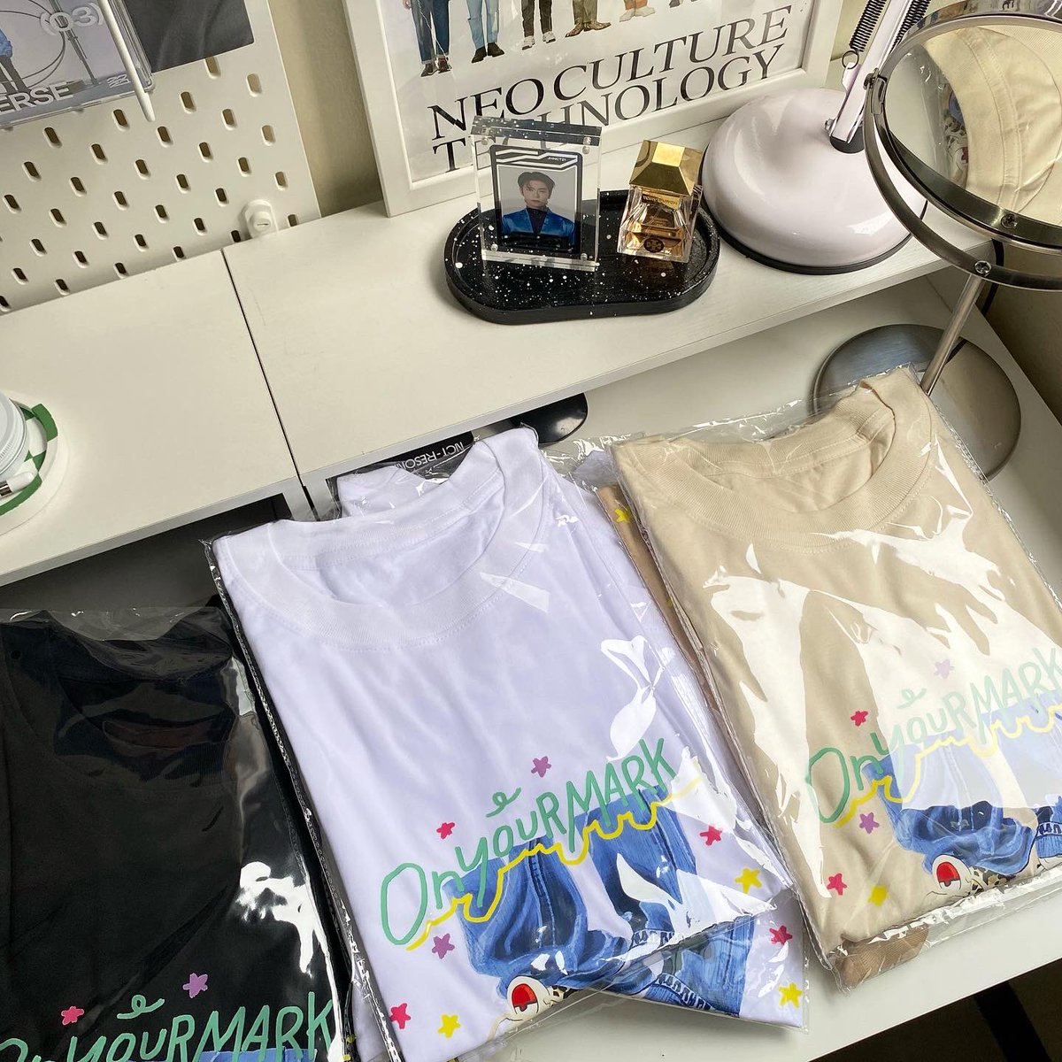 digitalby j. tweet media