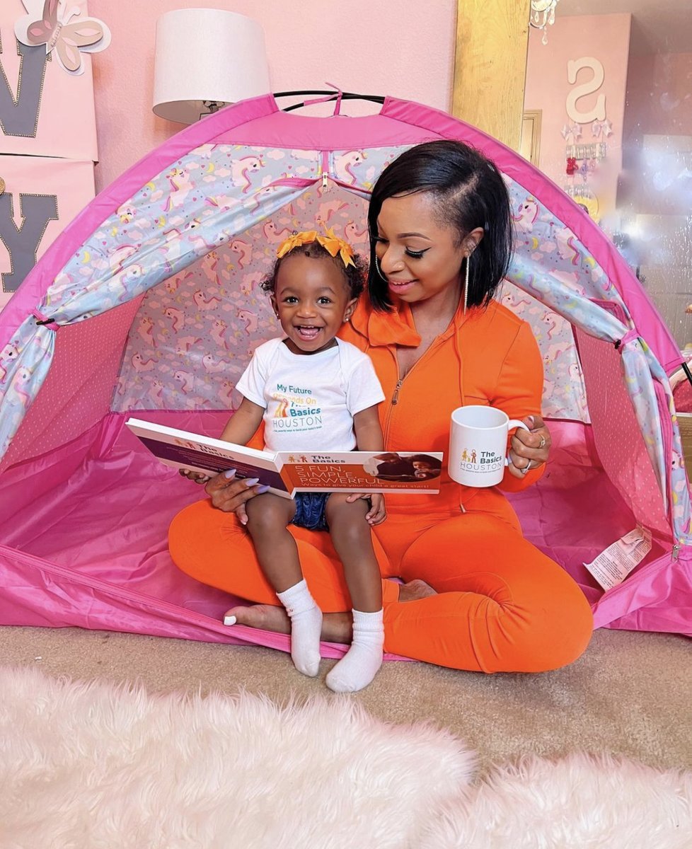 BasicsHouston's tweet photo. REPOST @iamlonni 
Parents, did you know 80% of brain growth happens during the first 3yrs of life?.  I spend at least an hour daily with Sevyn going over numbers and letters in a sing along!….

#dothebasics #TalkSingandPoint #startwiththebasics #thebasicshouston https://t.co/oC0kvoqOmx